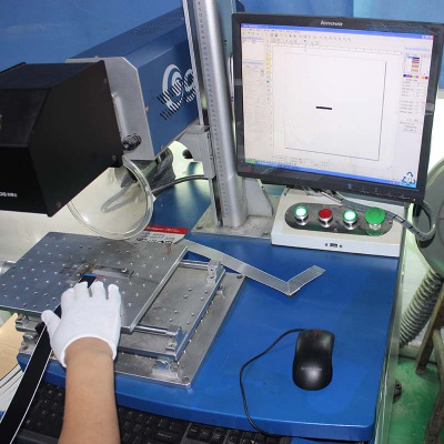 ffc軟排線自動(dòng)鐳射機(jī)_深圳市鑫美特電子有限公司